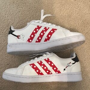 Disney adidas Women's Athletic Shoes - White and Red